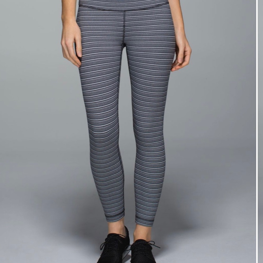 Lululemon High Times Pant in Textured black deep coal sz 6 - Picture 2 of 11